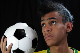 开云体育官网下载-德甲球队构建动态战术模拟系统提升临场应变能力